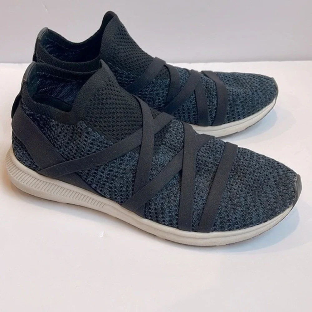 Eileen Fisher Xanady Blue‎ Black Knit Sneakers 6